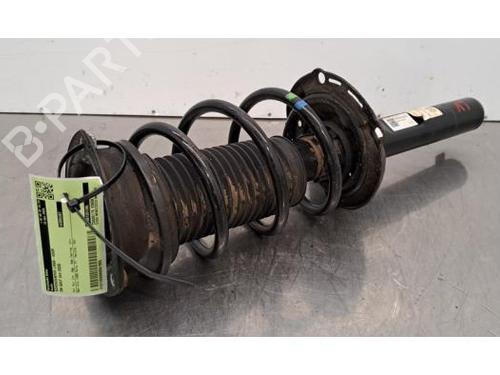 Venstre fortil støddæmper VW GOLF VIII (CD1, DA1) 1.5 eTSI (150 hp) 31698777