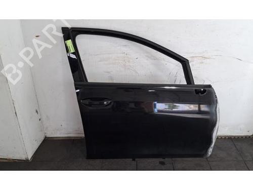 Used Right front door VW GOLF VIII (CD1, DA1) 2.0 TDI (116 hp) 29642934