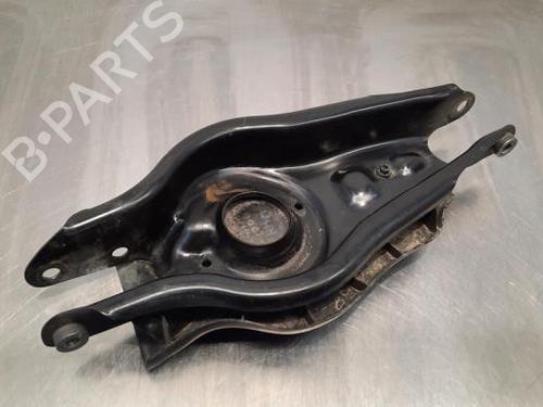 Used Right rear suspension arm Right rear suspension arm TESLA MODEL Y (5YJY) EV Performance All-wheel Drive (534 hp) 34198201 34198201