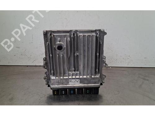 Used Engine control unit (ECU) Engine control unit (ECU) LAND ROVER DEFENDER Van (L663) 3.0 D250 MHEV 4x4 (249 hp) 39495568 39495568