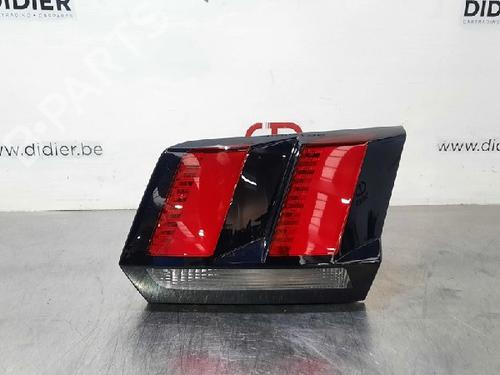 Used Right taillight Right taillight PEUGEOT 3008 II SUV (MC_, MR_, MJ_, M4_) 1.6 BlueHDi 115 (MCBHXW, MCBHYB) (116 hp) 10890374 10890374