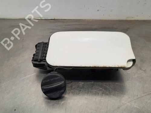 Used Fuel flap PEUGEOT RIFTER 1.2 PureTech 130 (131 hp) 15039055