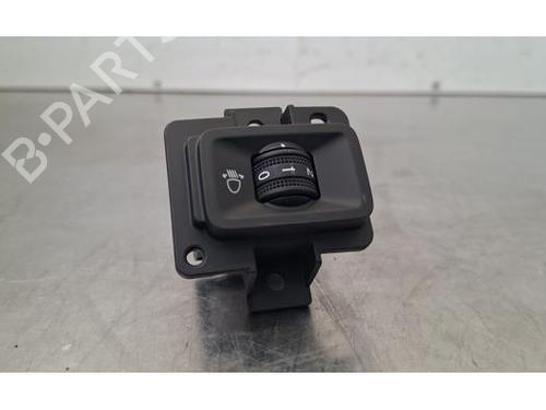 headlight-switch-mg-marvel-r-2021-34386096 main image