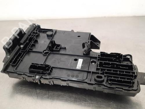 Used Electronic module Electronic module TESLA MODEL Y (5YJY) EV Performance All-wheel Drive (534 hp) 34198196 34198196