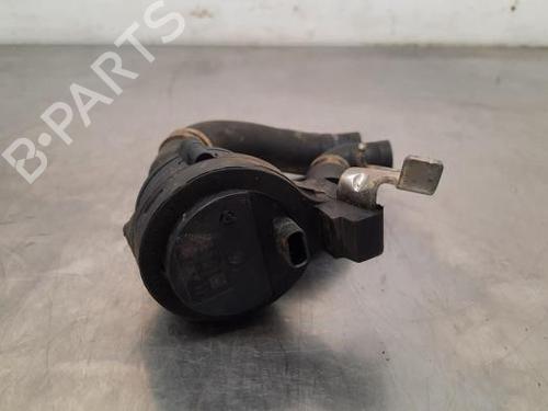 Used Auxiliary water pump SKODA OCTAVIA III Combi (5E5, 5E6) 2.0 TDI (150 hp) 23599739