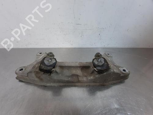 Used Gearbox mount BMW 1 (F21) 114 i (102 hp) 23581759