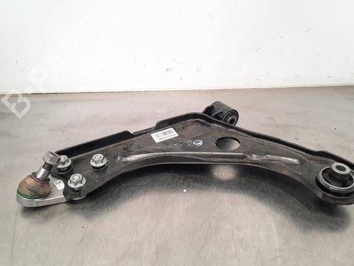 Used Left front suspension arm CITROËN C5 AIRCROSS (A_) 1.5 BlueHDi 130 (ACYHZJ, ACYHZR) (131 hp) 17113601