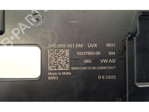 Interior roof light VW GOLF VIII (CD1, DA1) 1.0 TSI | BP33247893I8 - Image 5