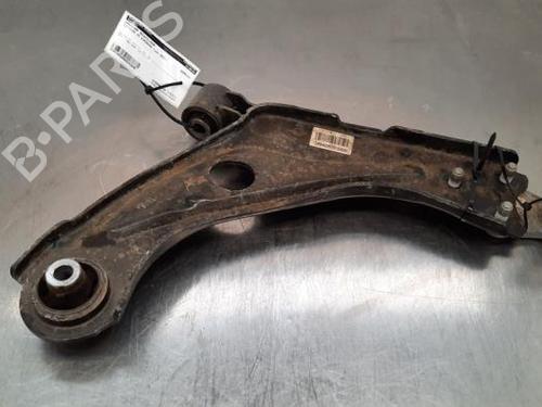 Used Right front suspension arm CITROËN C5 AIRCROSS (A_) 1.2 PureTech 130 (ARHNSJ) (131 hp) 23619288