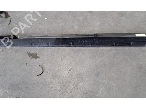 Używane Próg prawy RENAULT SCENIC E-TECH PHASE I EV87 (218 hp) 29844609