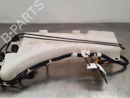 Windscreen washer tank PEUGEOT 3008 II SUV (MC_, MR_, MJ_, M4_) 1.2 THP/ PureTech 130 (MRHNSM, MRHNSU, MRHNSJ, MRHNYW,... | BP23621836C113