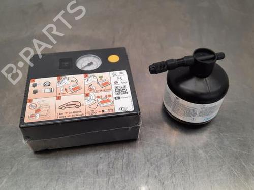 Used Jack Kit PEUGEOT 5008 II (MC_, MJ_, MR_, M4_) 1.2 THP (MRHNYH, MRHNYW, MRHNSJ, MRHNSU, MRHNSM) (131 hp) 23605448
