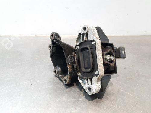 Used Engine mount KIA SPORTAGE IV (QL, QLE) 1.6 CRDi AWD (136 hp) 15293183