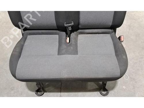 Right front seat RENAULT MASTER III Van (FV) 2.3 dCi 135 FWD (FV0N, FV08, FV06, FV00, FV1S) | BP29871951C16