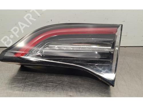 Højre baglygte TESLA MODEL Y (5YJY) Long Range All-wheel Drive (514 hp) 31374889