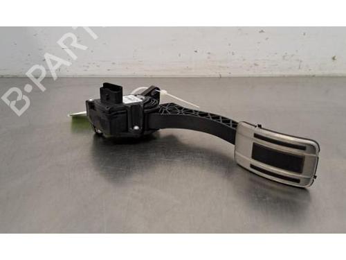 Used Pedal DS DS 4 II (FR_, FB_, F3_, FP_) PureTech 180 (F35GFT) (180 hp) 29493734