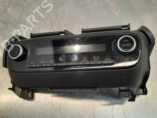 Used Climate control TOYOTA YARIS (_P21_, _PA1_, _PH1_) 1.5 Hybrid (MXPH10, MXPH11) (116 hp) 23600360