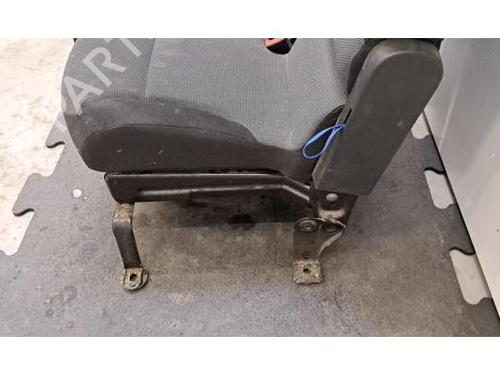 Right front seat PEUGEOT PARTNER Box Body/MPV 1.6 BlueHDi 100 | BP37038133C16 - Image 6