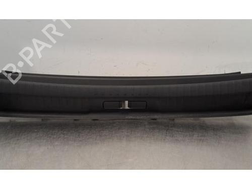 Trittbrett für PEUGEOT 3008 III (KA_, KB_, KC_) Hybrid 136 (KAHPYE) (136 hp) 30530616