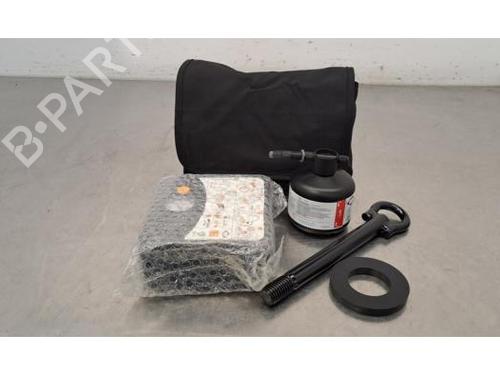 Jack Kit RENAULT MEGANE IV Hatchback (B9A/M/N_) 1.6 E-TECH 160 (B9NH) | BP29871943C119