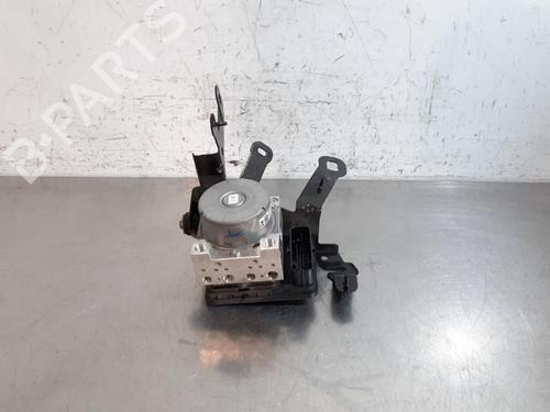 Used ABS pump RENAULT ESPACE V (JR_) 1.6 dCi 160 (160 hp) 25586029