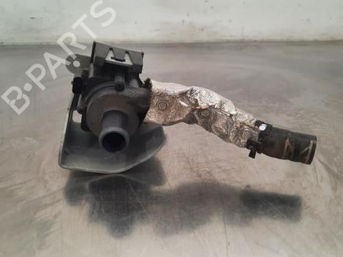 Used Auxiliary water pump PORSCHE MACAN (95B) 2.0 (245 hp) 23615542