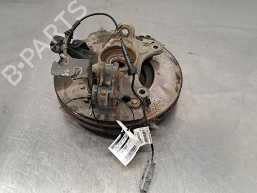 Used Right front steering knuckle PEUGEOT 308 III (FB_, FH_, FP_, F3_, FM_) BlueHDi 130 (FBYHZL, FBYHZT) (131 hp) 23620863