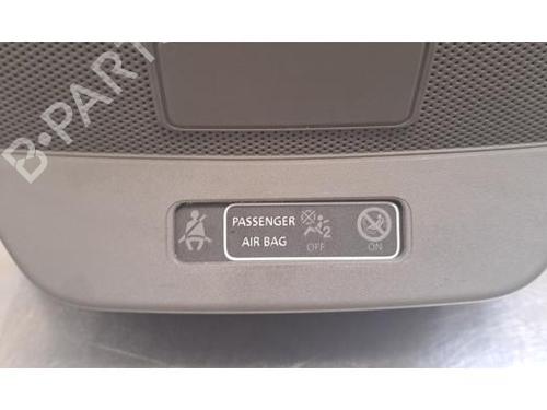 Interior roof light RENAULT MASTER III Van (FV) 2.3 dCi 135 FWD (FV0N, FV08, FV06, FV00, FV1S) | BP37499227I8 - Image 3