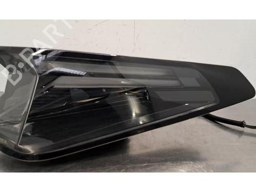 Used Right taillight Right taillight PEUGEOT 3008 III (KA_, KB_, KC_) e-210 (KCZKZX) (213 hp) 30057065 30057065
