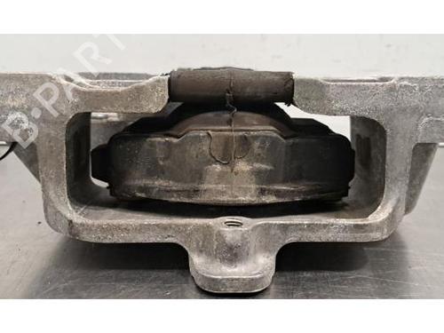Engine mount MERCEDES-BENZ CLA (C118) CLA 180 d (118.310) | BP32739953M89 - Image 3