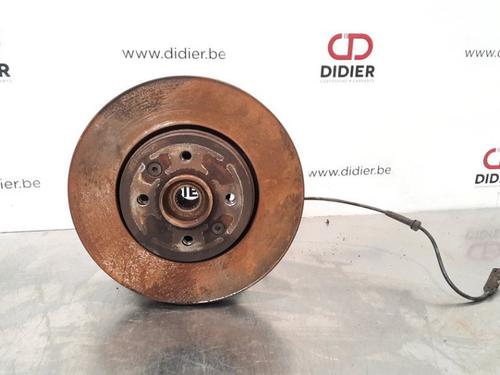 Used Right front steering knuckle Right front steering knuckle RENAULT CAPTUR I (J5_, H5_) 1.2 TCe 120 (118 hp) 10812680 10812680