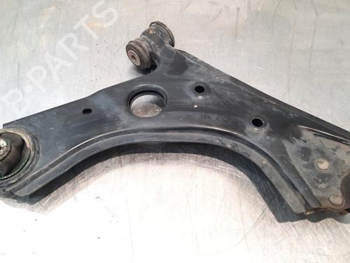 Used Left front suspension arm FIAT DOBLO Cargo (263_) 1.6 D Multijet (263WXD1B, 263WXR1B, 263WXX1B, 263ZXD1B,... (105 hp) 15023071