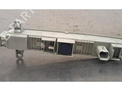 Left daytime light PEUGEOT TRAVELLER Bus (V_) 2.0 BlueHDi 180 | BP37674779C104 - Image 2