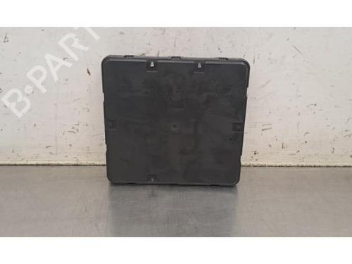 electronic-module-porsche-taycan-y1a-2019-34105190 main image