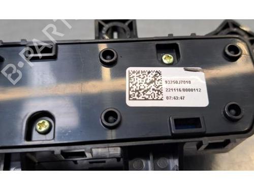 Switch KIA CEED Sportswagon (CD) 1.6 GDI Hybrid | BP37092276I30 - Image 3