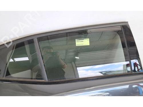 Right rear door PEUGEOT 308 III (FB_, FH_, FP_, F3_, FM_) PureTech 130 (FPHNSL, FPHNST) | BP25777871C5 