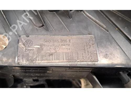 Right taillight VW GOLF VIII (CD1, DA1) 2.0 TDI | BP29318041C35 