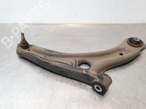 Used Right front suspension arm HONDA JAZZ IV (GK_) 1.3 (102 hp) 18236846