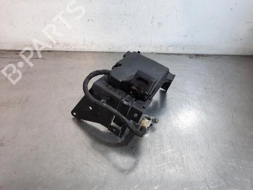 Used Fuse box Fuse box 37162330 37162330