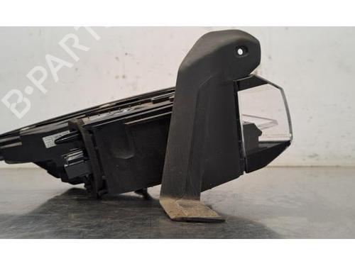 Right taillight PEUGEOT 308 III (FB_, FH_, FP_, F3_, FM_) PureTech 130 (FPHNSL, FPHNST) | BP25777855C35 