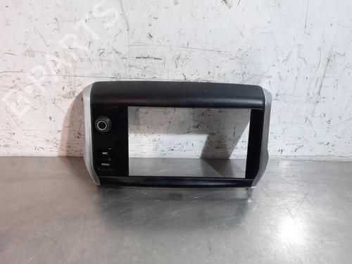 andre-peugeot-2008-i-cu_-2013-23640427 main image