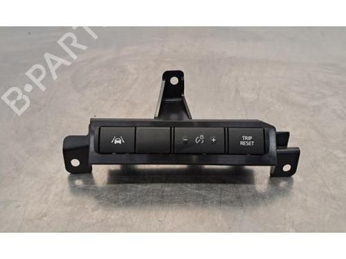 Used Switch NISSAN JUKE (F16_) DIG-T 117 (117 hp) 29879374