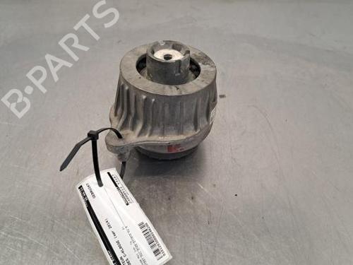 Used Engine mount MERCEDES-BENZ C-CLASS (W205) C 220 BlueTEC / d (205.003) (163 hp) 23621030