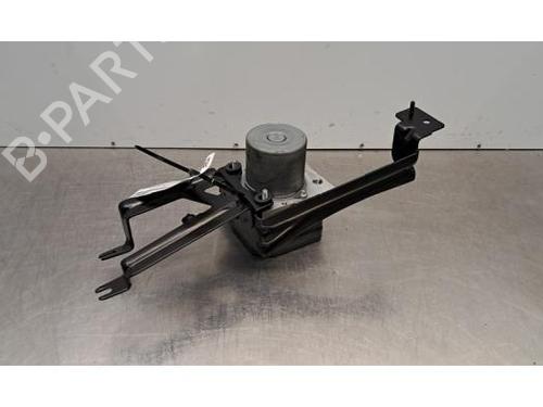 Used ABS pump ABS pump MERCEDES-BENZ A-CLASS (W177) A 180 Mild-Hybrid (177.084) (136 hp) 40483602 40483602