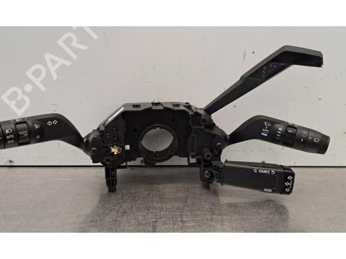 Used Steering column stalk Steering column stalk RENAULT MEGANE E-TECH SUV EV60 (BNJ1) (218 hp) 40483893 40483893