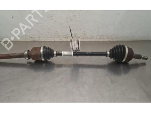 Used Right front driveshaft Right front driveshaft PEUGEOT 3008 II SUV (MC_, MR_, MJ_, M4_) 1.2 THP/ PureTech 130 (MRHNSM, MRHNSU, MRHNSJ, MRHNYW,... (131 hp) 40517903 40517903