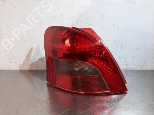 Used Left taillight TOYOTA YARIS (_P9_) 1.4 D-4D (NLP90_, NLP90R) (90 hp) 23617984