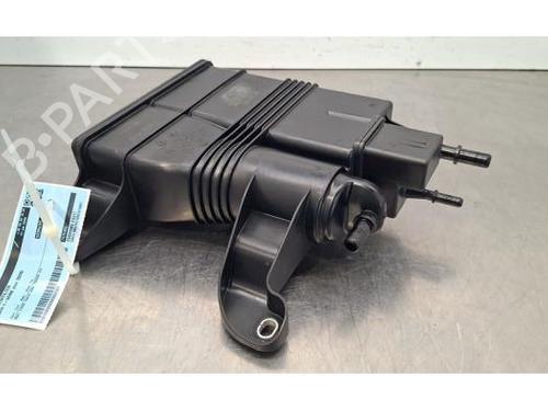 Brændstoffordeler BMW 1 (F40) 118 i (140 hp) 32398637