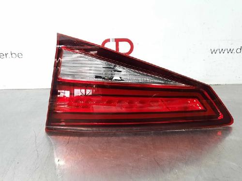 right-taillight-seat-ateca-kh7-khp-14-tsi-4drive-575945308-2016-10883205 main image