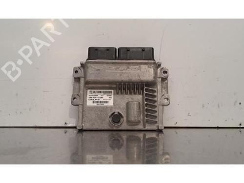 Used Engine control unit (ECU) PEUGEOT EXPERT Van (V_) 2.0 BlueHDi 145 (144 hp) 32510790